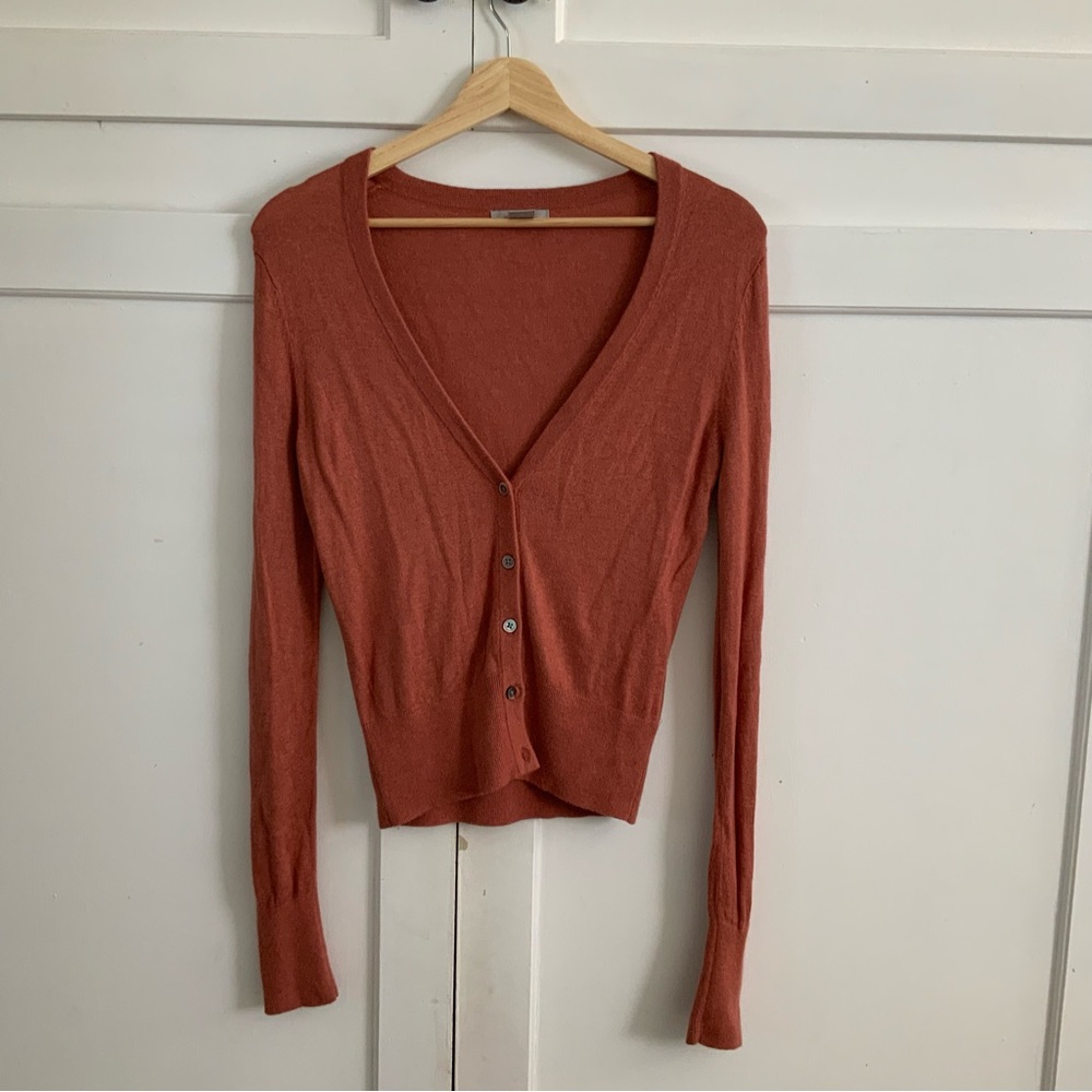 Short cardigan